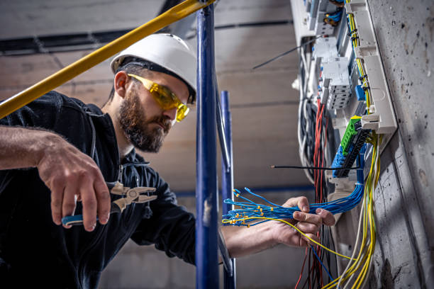 Best Electrical Contractors for Businesses  in Hobbs, NM